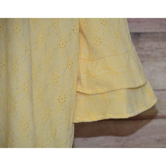Chico's 4 US XXL 1X Butter Yellow Eyelet Blouse Top 3/4 Ruffle Sleeve Scoop Neck - Picture 3 of 12